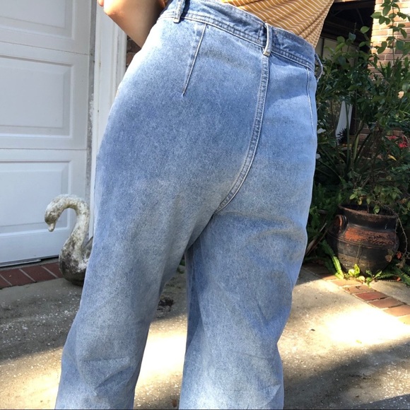 BDG Urban Outfitters High Waist Super-Wide Leg Jeans Size 34 Light Wash - Picture 5 of 14